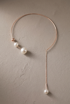 DropIQ open wire collar with pearls and a chain drop